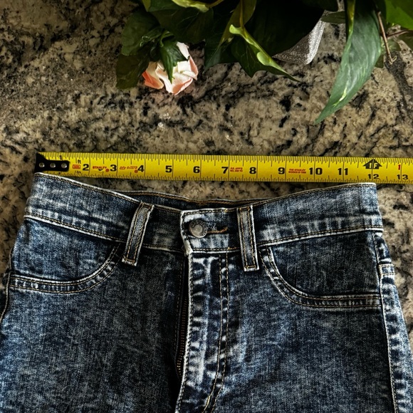 GJG High Rise Shorts Size S/24 Mineral Dark Wash Blue Jean Denim Shorts - Picture 11 of 16